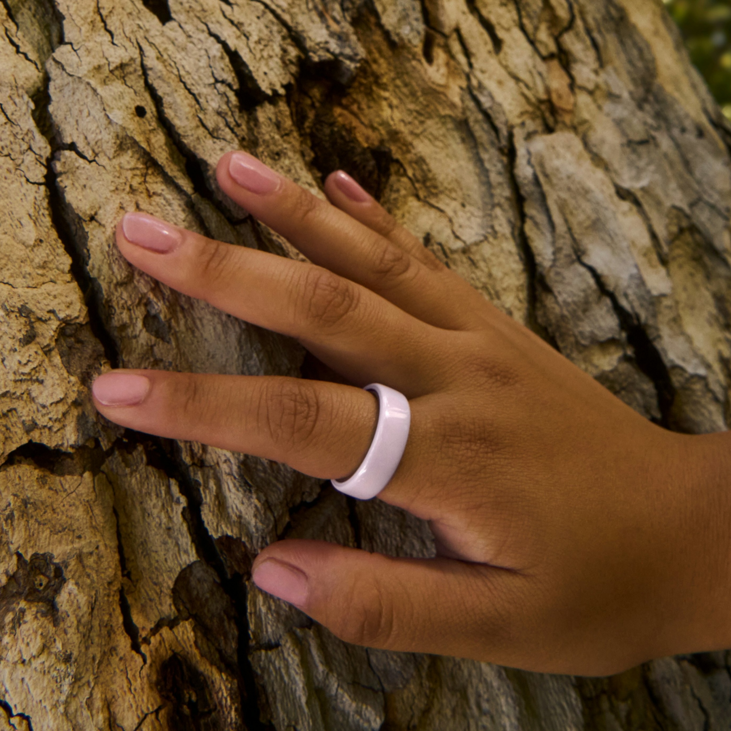 Oura Ring 4 Ceramic - Petal - Express Yourself In Colorful Ceramic.