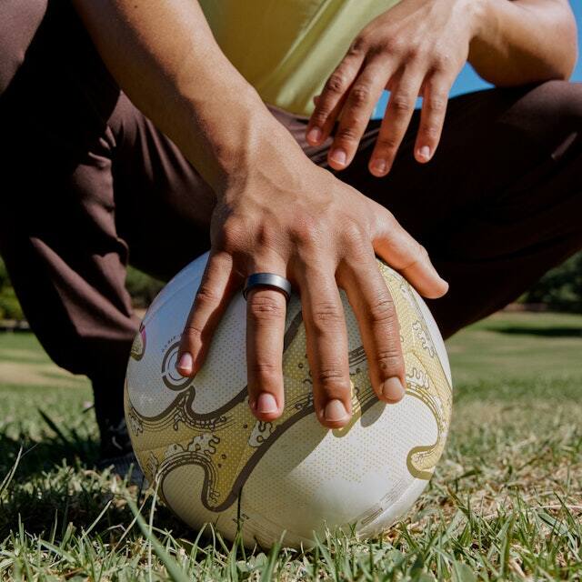 Oura Ring 4 - Stealth - Our Most Personal Smart Ring Ever